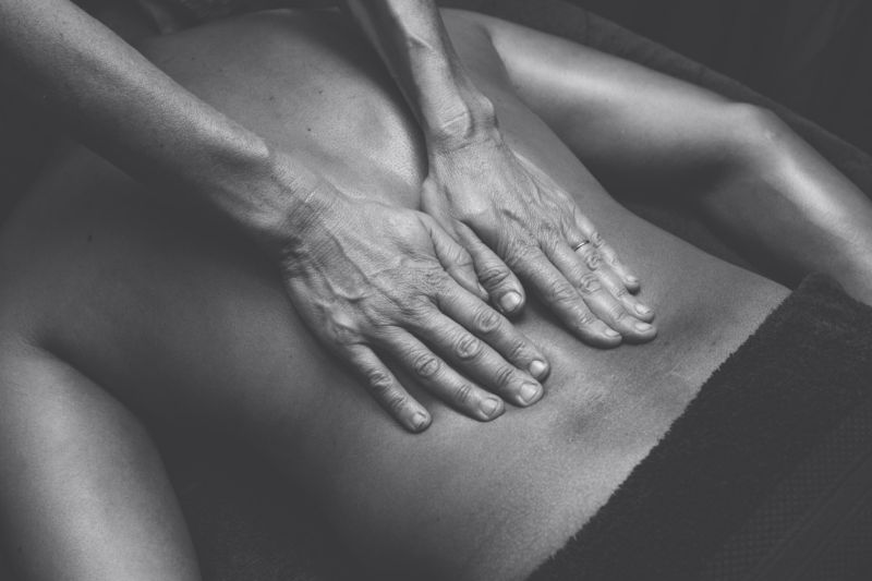 Offrir un massage relaxant